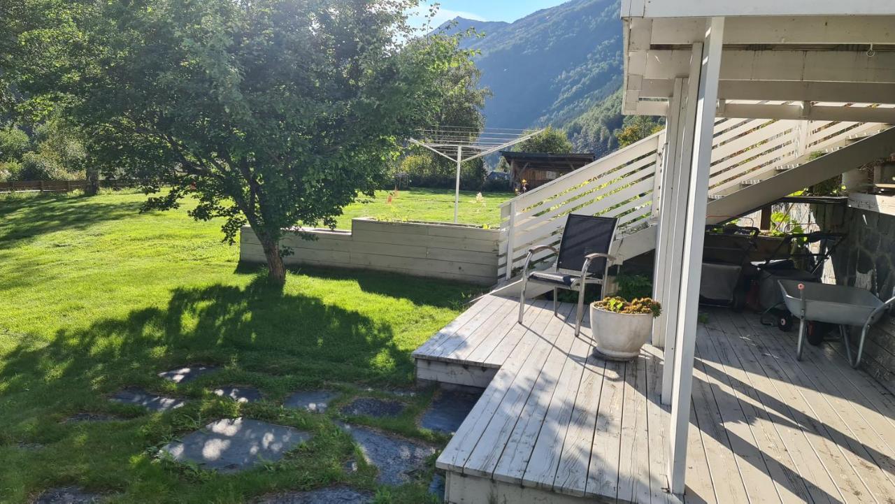 Trolltunga Lodge Odda Exterior foto